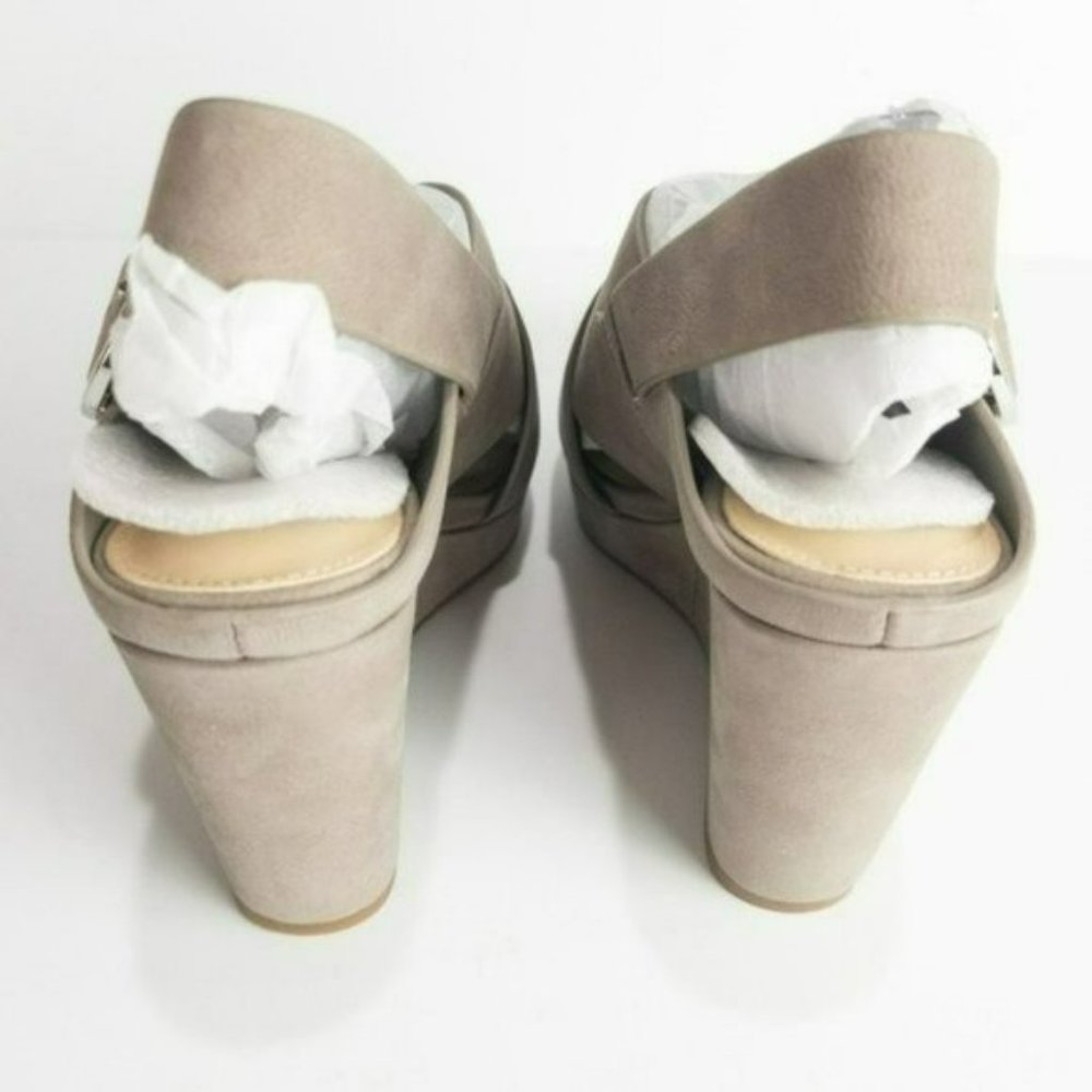 Vince Camuto Iteena Wedge Sandals -5.5 - Picture 5 of 7